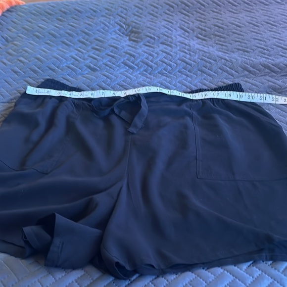 Loralette black shorts NEW - Picture 5 of 13